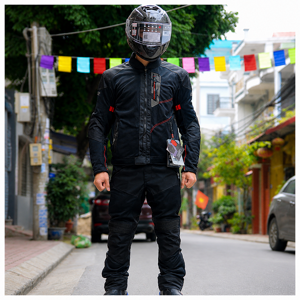 ao-giap-ls2-alba-man-den-tai-dong-nai (1)